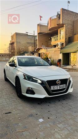 نيسان ألتيما